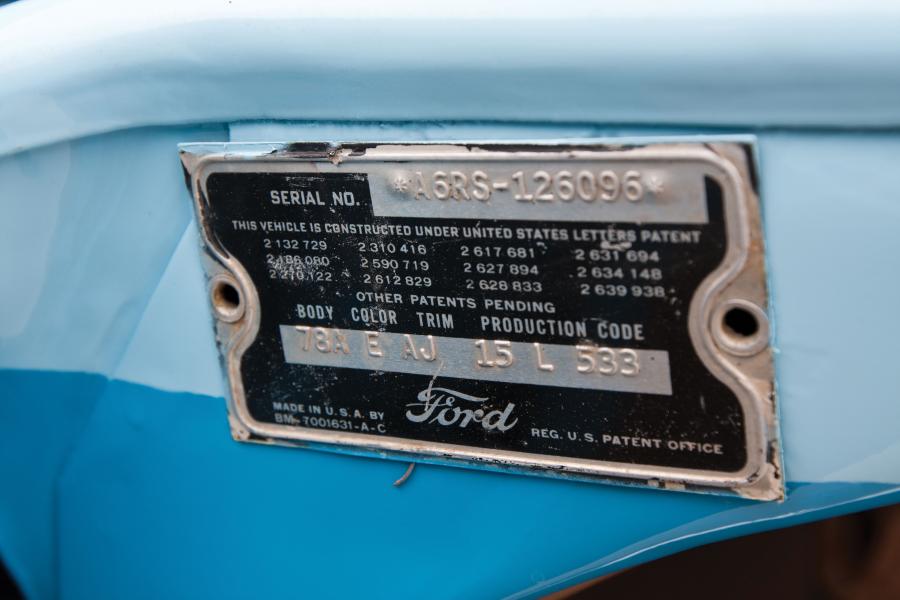 Ford Courier Custom Sedan Delivery 1956 года  (фото 5 из 18)